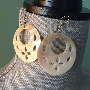 Brazilian Earrings Pearl colored